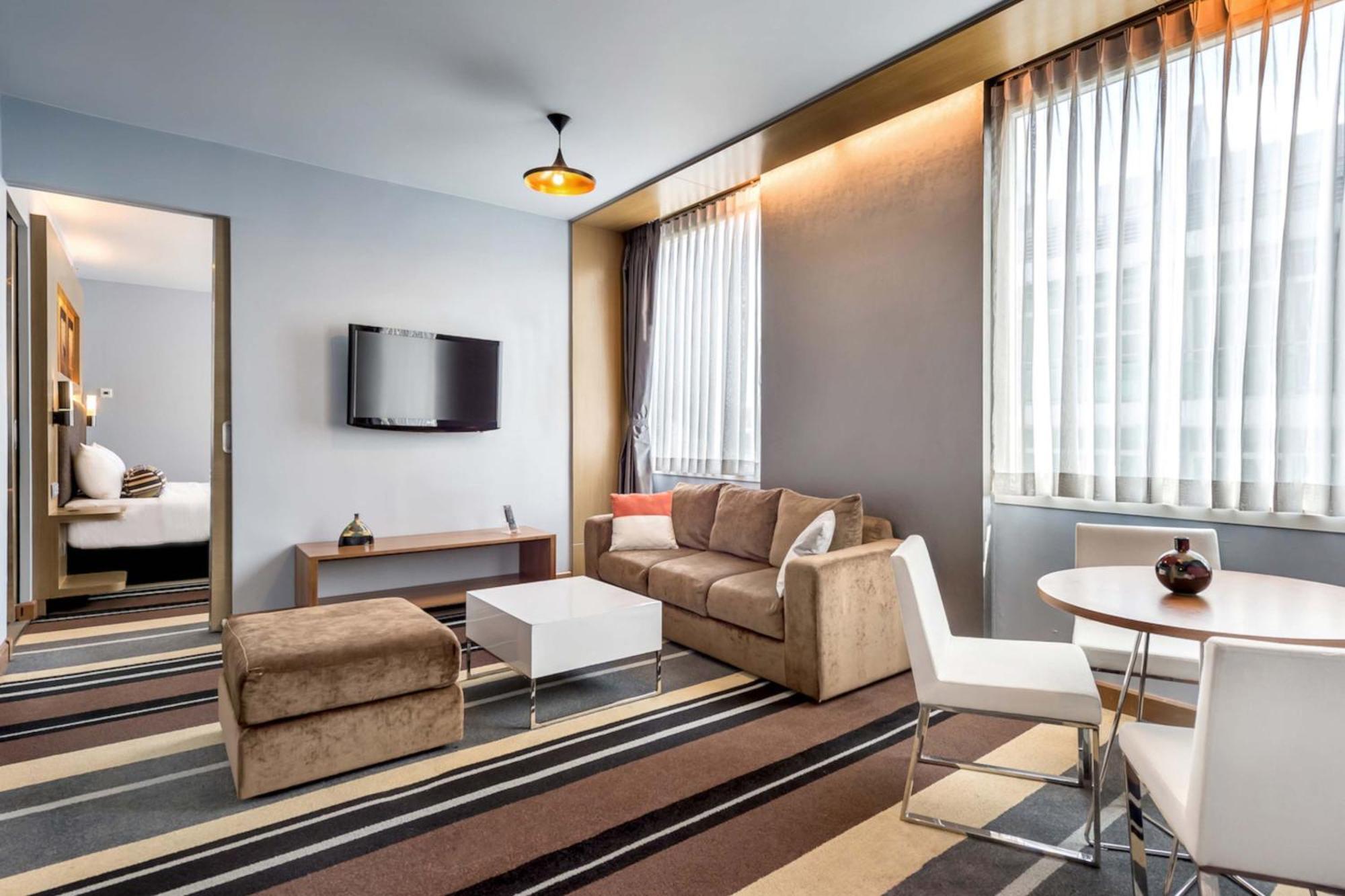 Aloft - Sukhumvit 11 4* Бангкок