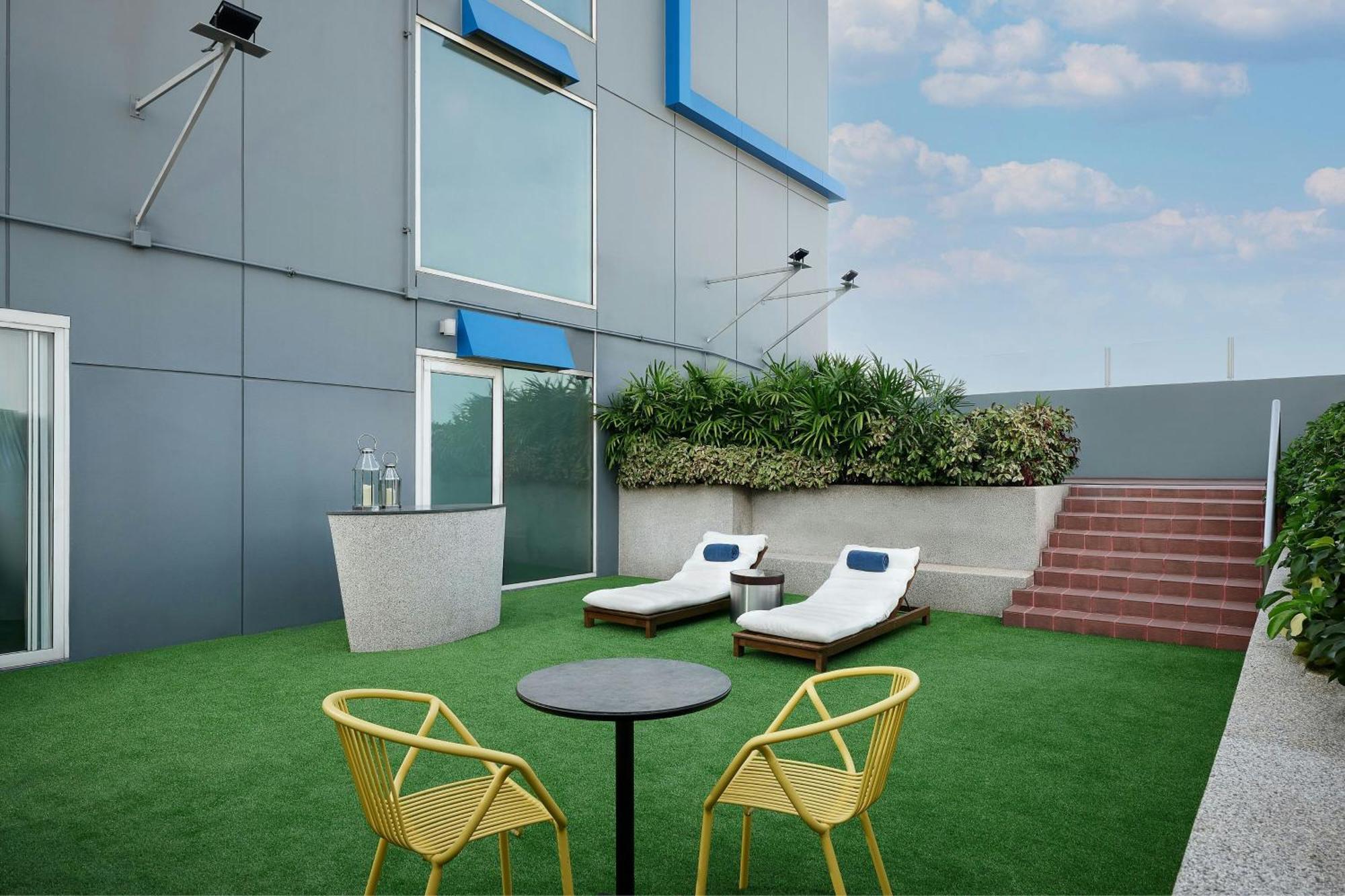 Aloft - Sukhumvit 11 Бангкок