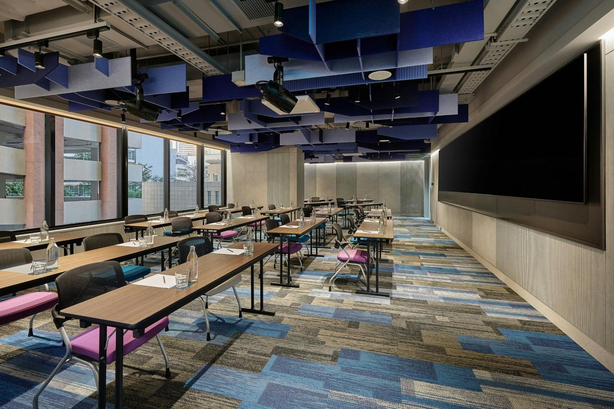 Aloft - Sukhumvit 11 Отель