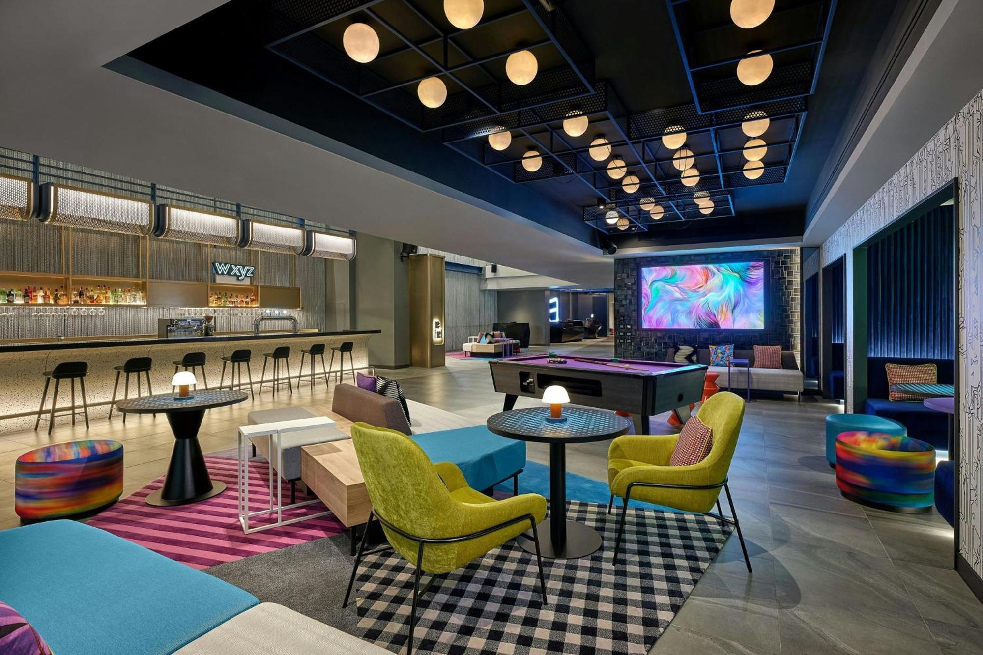 Отель Aloft - Sukhumvit 11