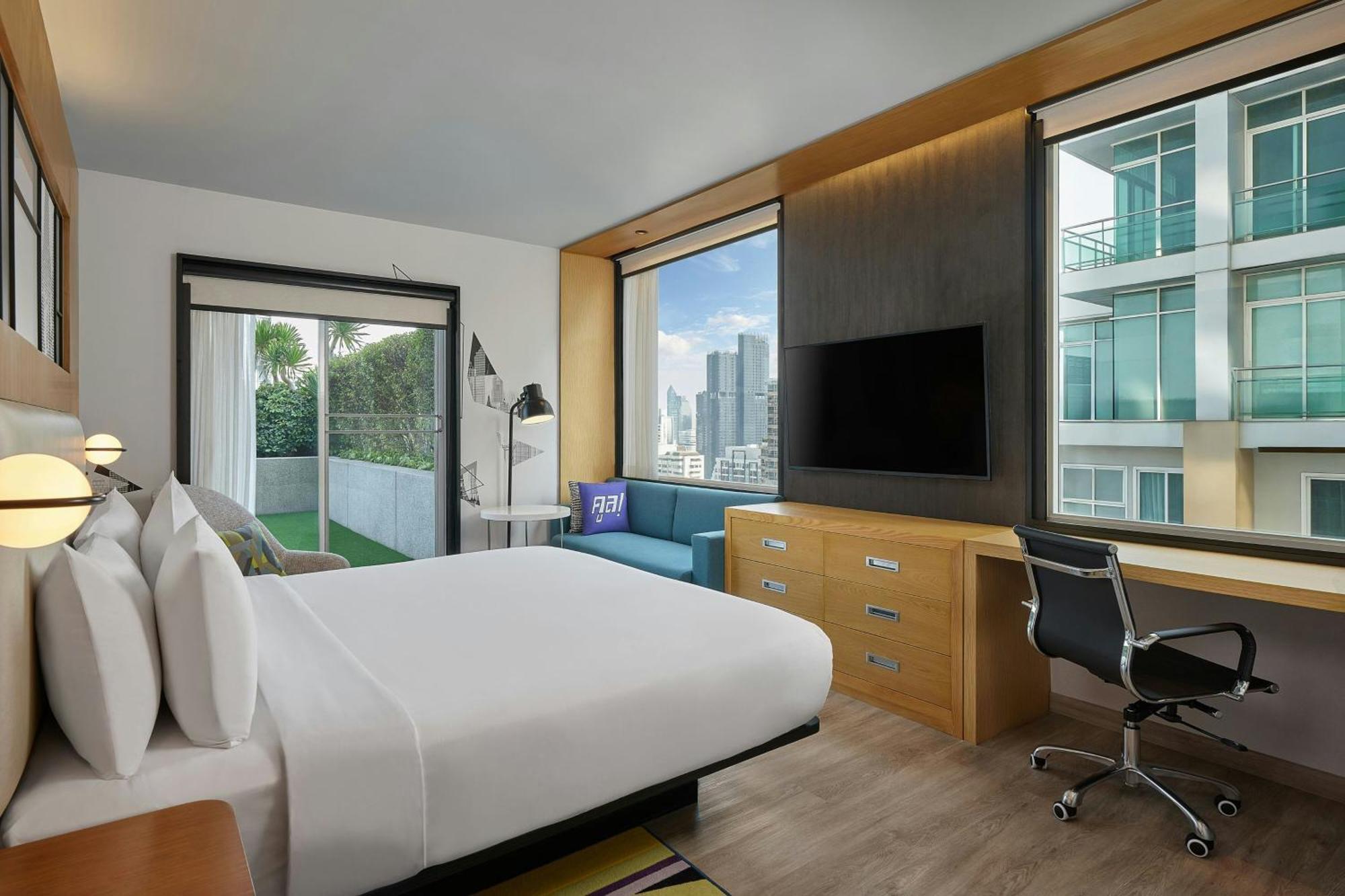 Отель Aloft - Sukhumvit 11