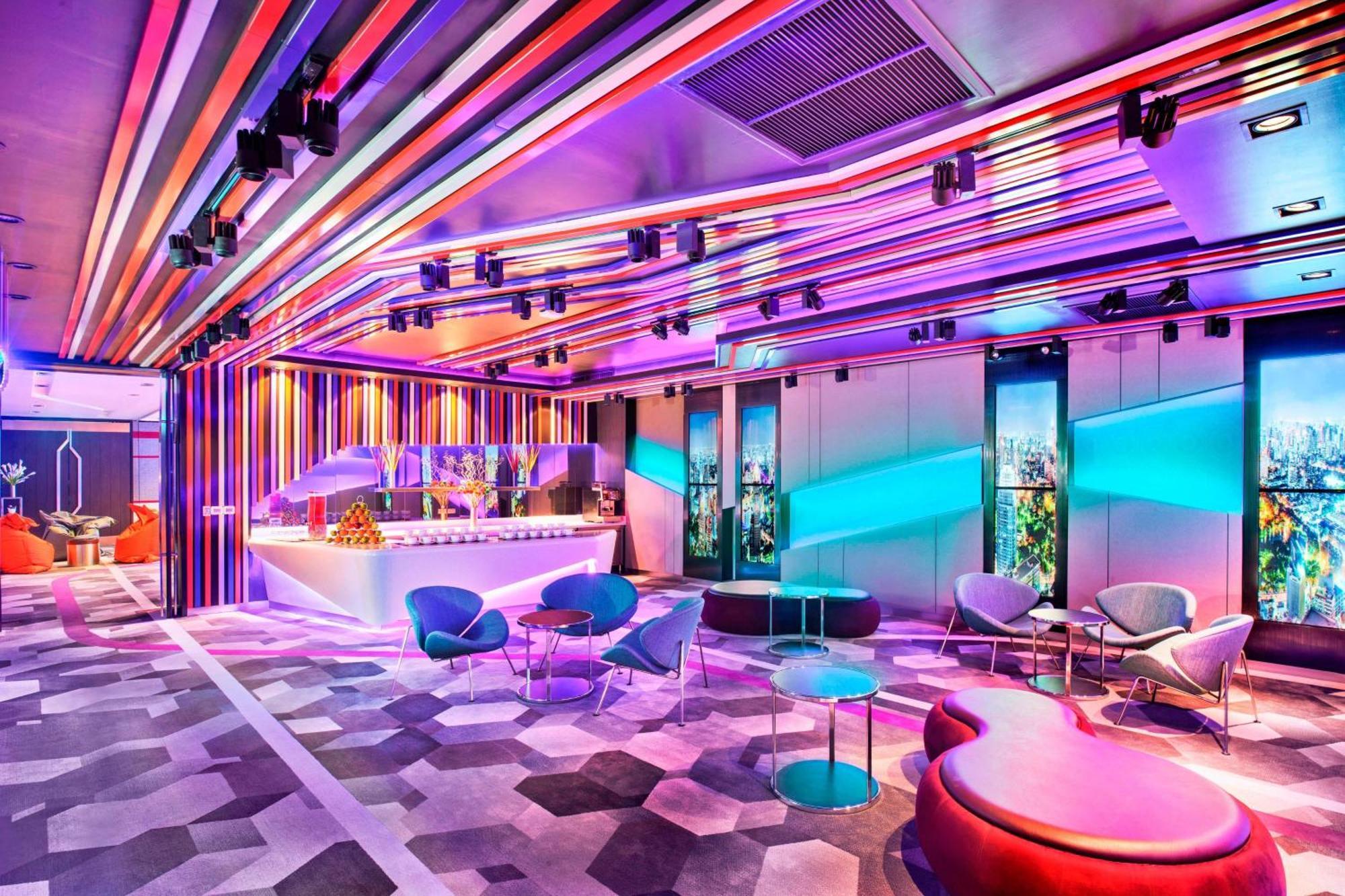 Aloft - Sukhumvit 11 Бангкок