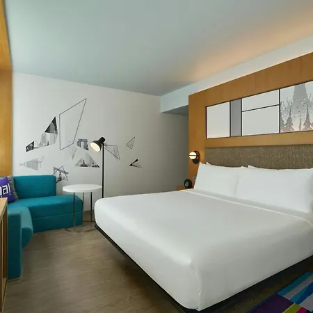 Aloft Bangkok - Sukhumvit 11 Hotel Bagian luar foto